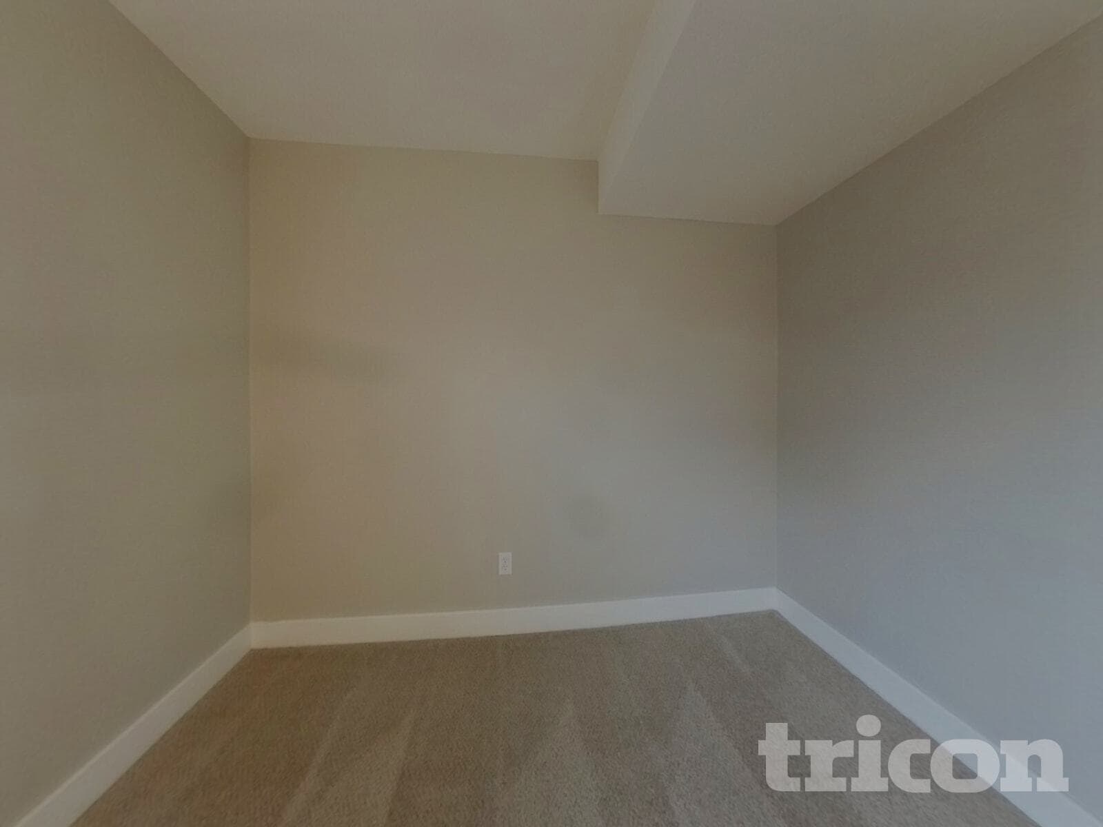 Building Photo - 18965 E 47th Ave