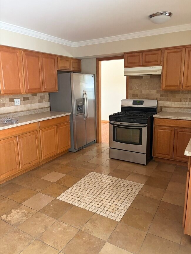 Building Photo - 14310 Mallard Dr