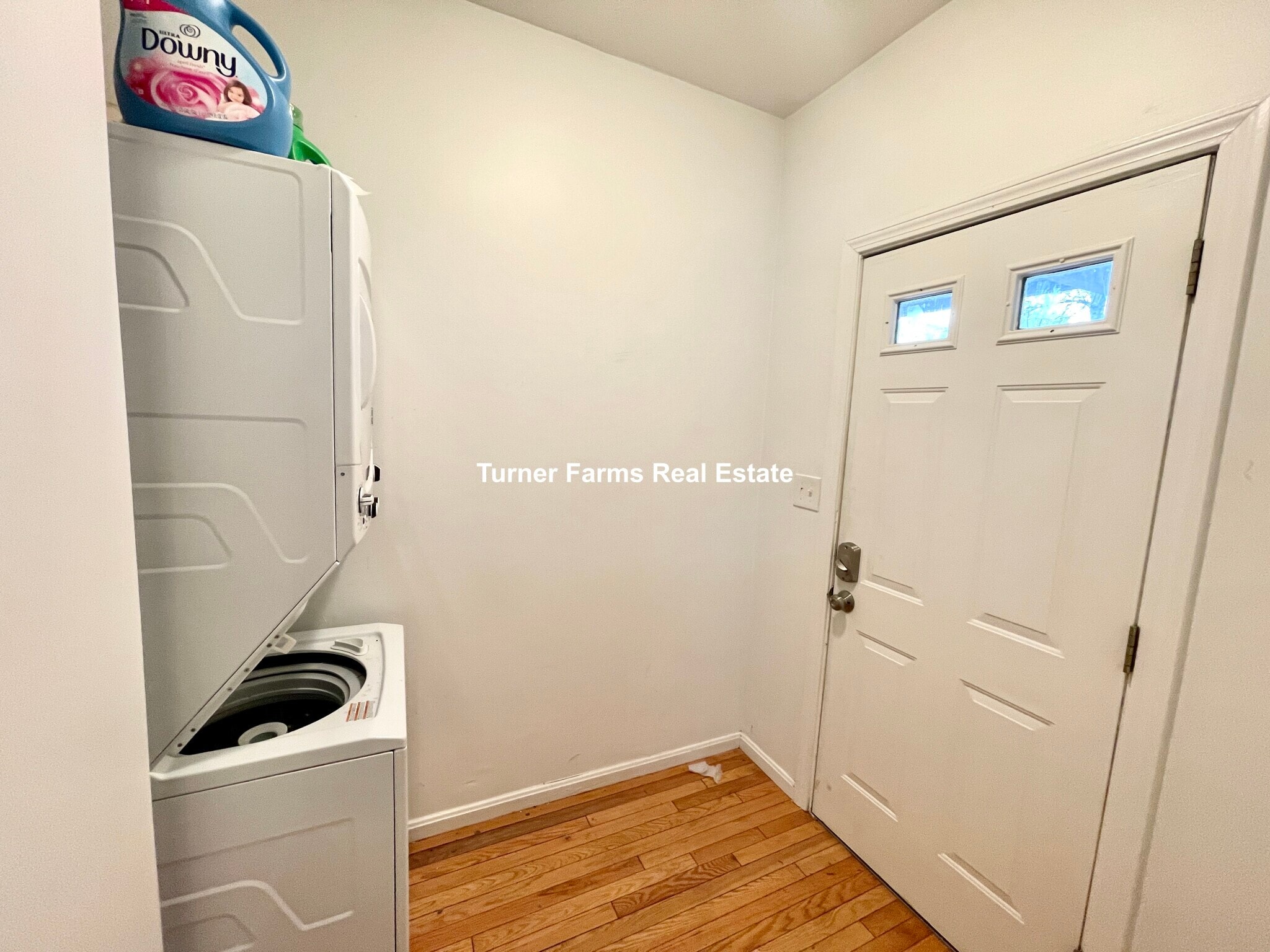 Building Photo - 48 Derby St