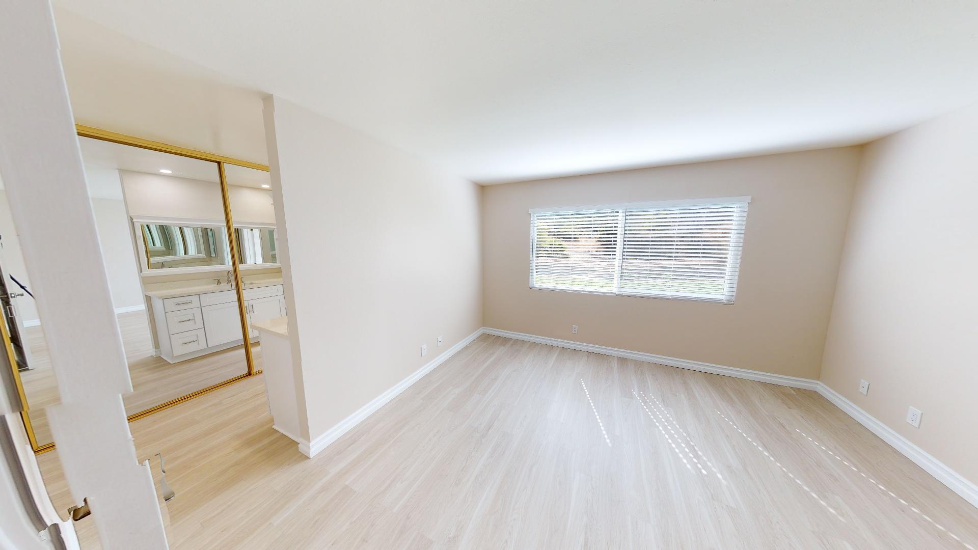 Building Photo - 89 Los Vientos Dr