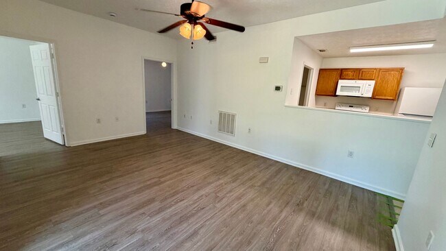 Building Photo - 9127 Laird St