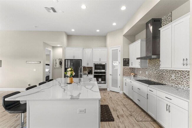 Building Photo - 13182 Twin Bridges Dr