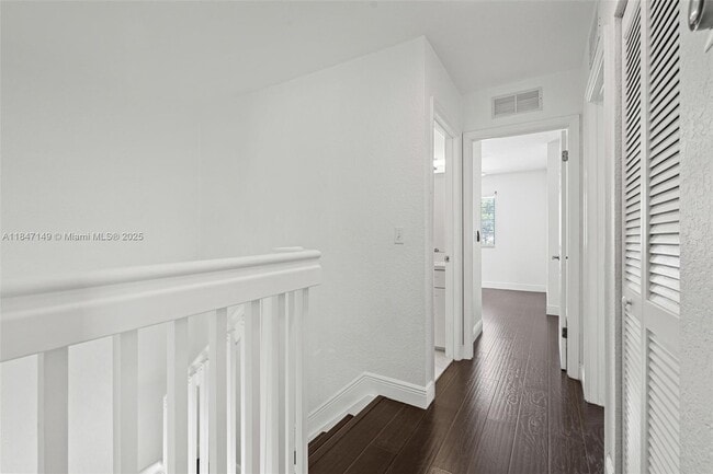 Building Photo - 2350 SW 86th Way
