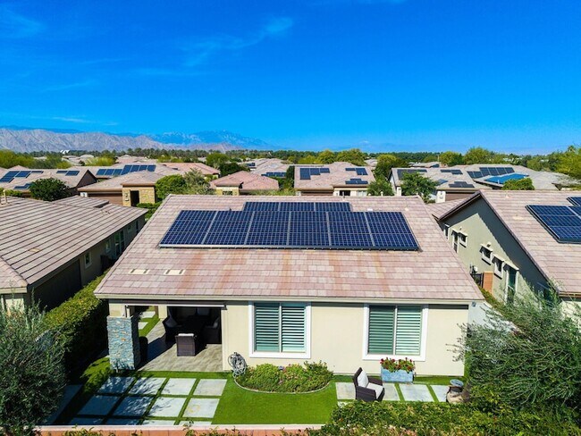 Building Photo - 51234 Longmeadow St