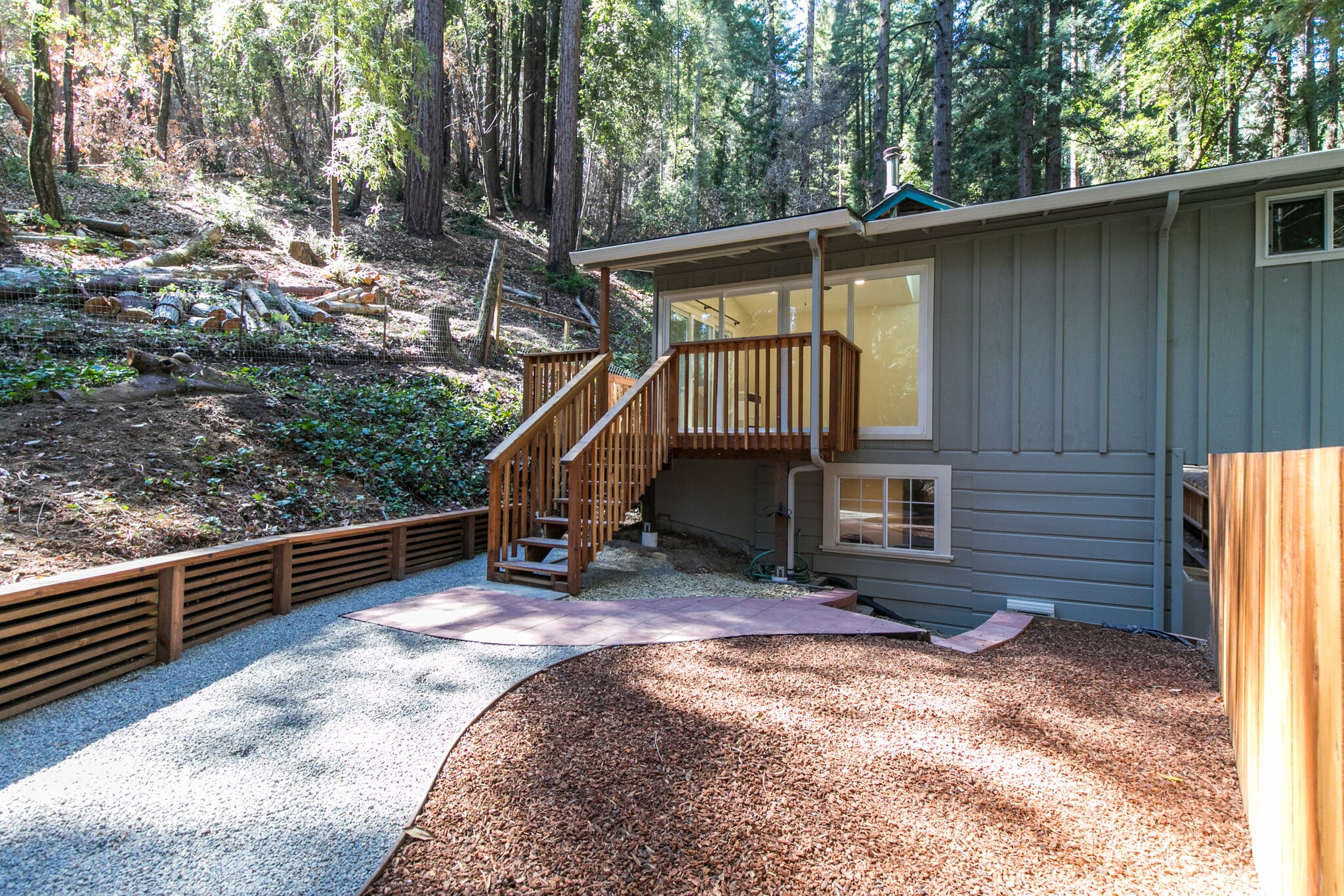 Building Photo - 504 Eden Ave