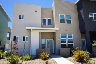 Building Photo - Villages of Patterson 2