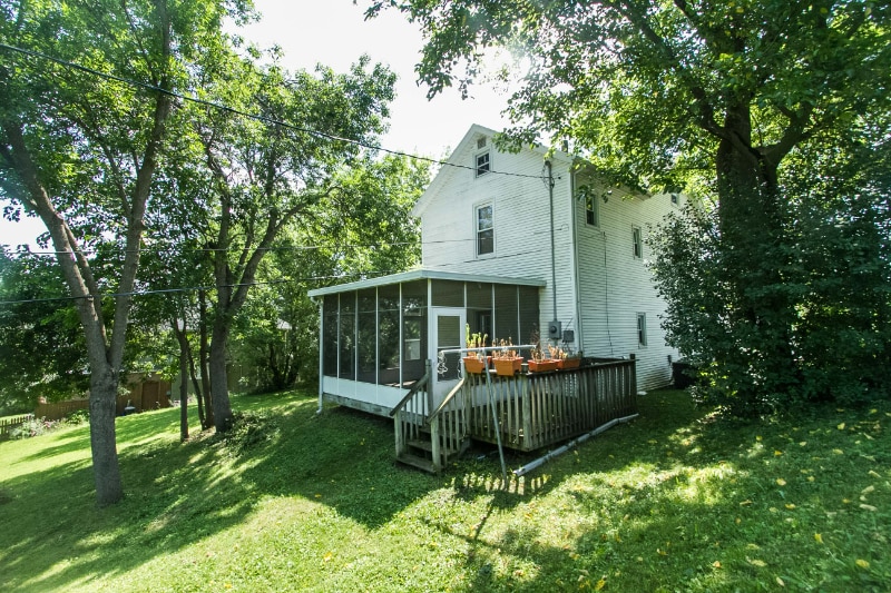 Building Photo - 571 Angella St