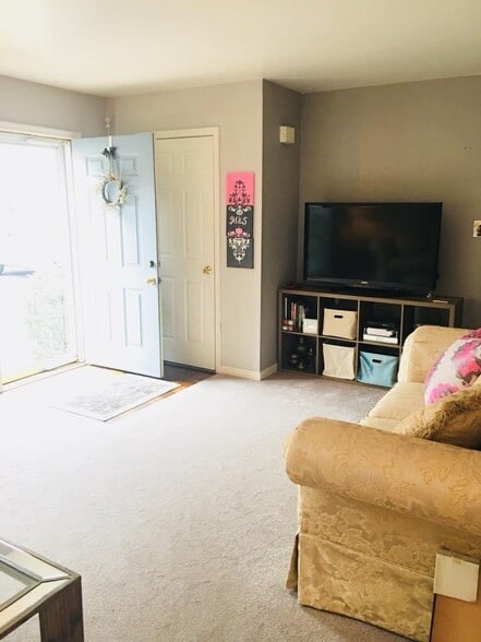 Building Photo - 1514 Ravena St