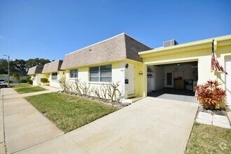 Building Photo - FULLY FURNISHED Condo For Rent in Pinellas...