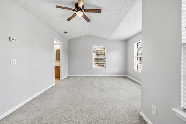 Building Photo - 777 King George Blvd