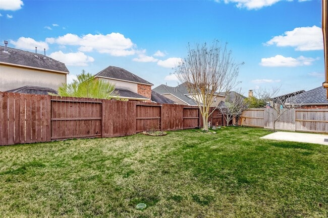 Building Photo - 27923 Silverstream Ct