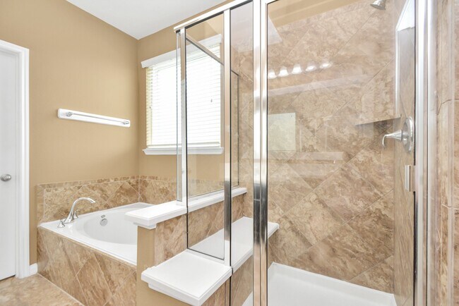 Building Photo - 3505 Barrington Ct