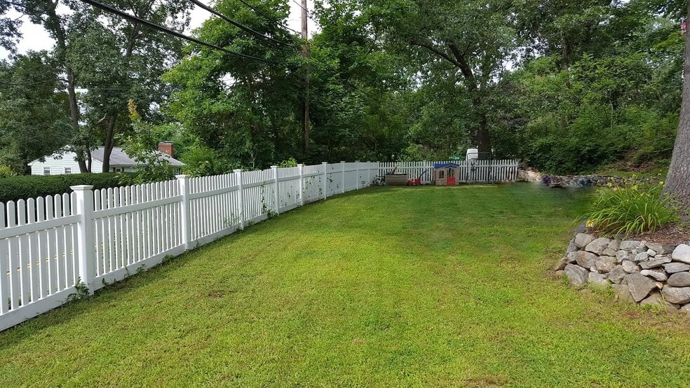 Building Photo - 68 Peach Orchard Rd