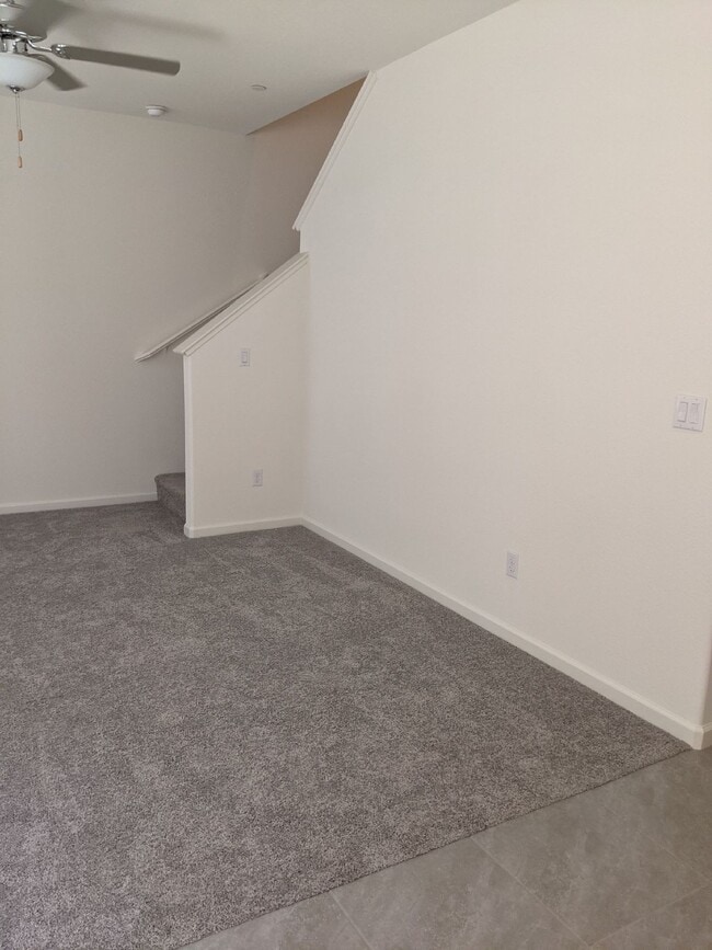 Building Photo - Ready Now! Beautiful Two Story Home in Nor...