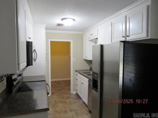 Building Photo - 120 Oaklawn Dr
