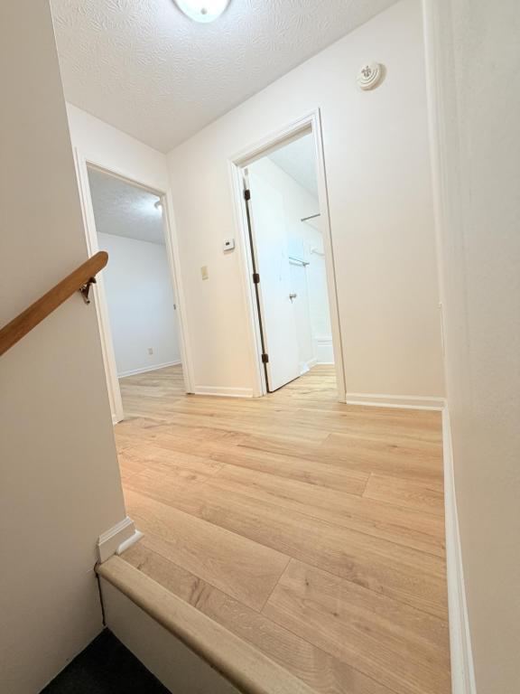 Building Photo - 978 Villa Dr