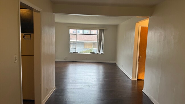 Building Photo - 1014 Edwards St