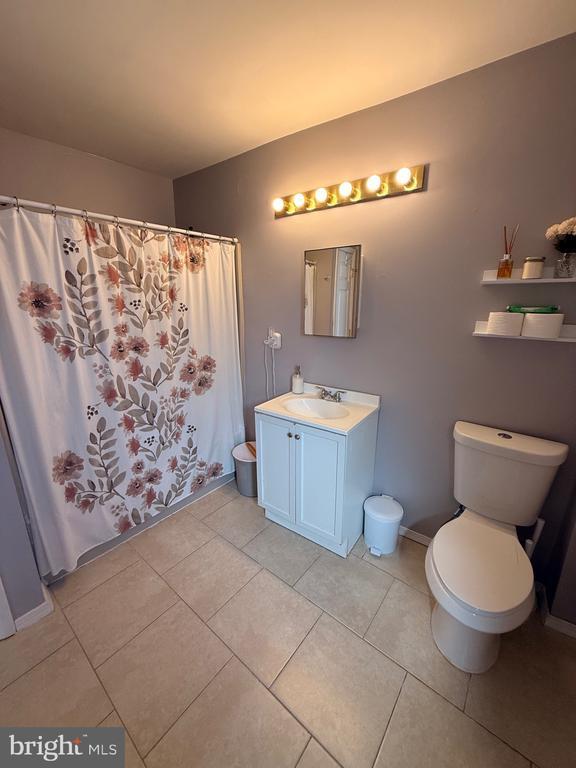 Building Photo - 335 Myrtle Ave