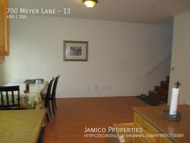 Building Photo - 700 Meyer Ln