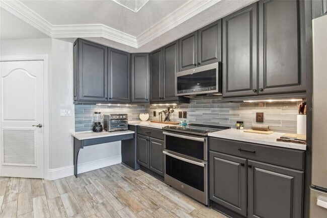 Building Photo - 200 Skiff Point