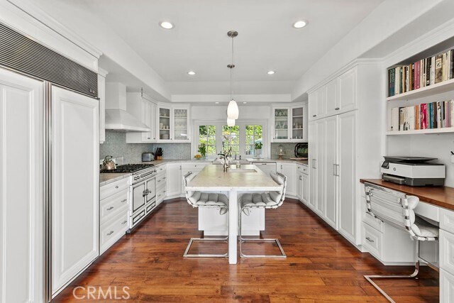 Building Photo - 1010 Emerald Bay