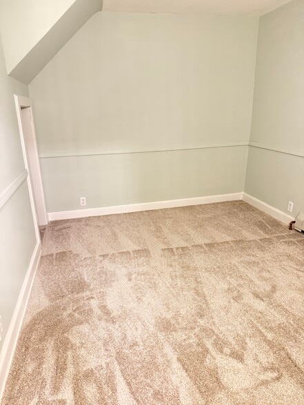 BEDROOM #3 - 2525 W Abbott Ave