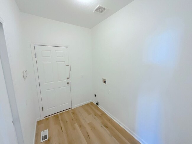 Building Photo - 12354 Pine Valley Cir
