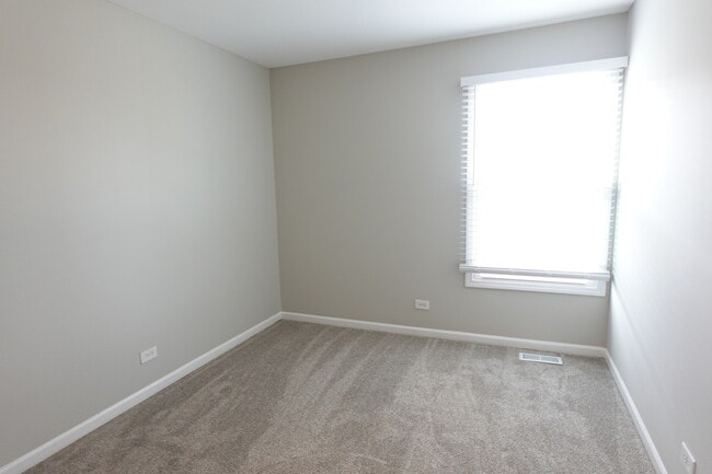 Building Photo - 1996 Georgetown Ln