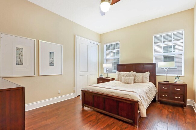 Building Photo - 124 Tulip Tree Ct