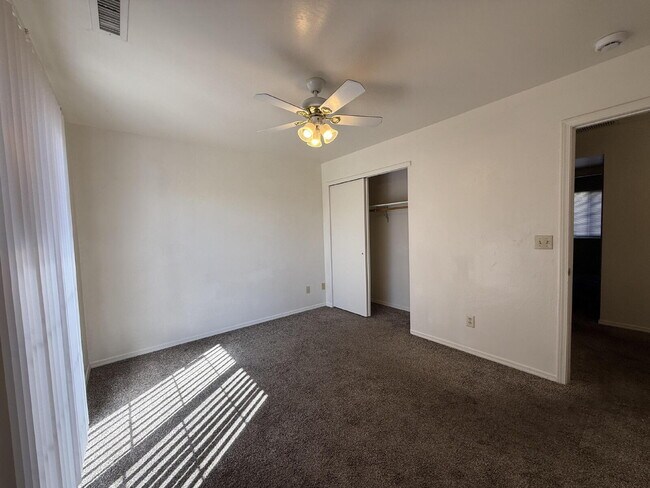 Building Photo - 2 bed 2 bath Prescott Valley