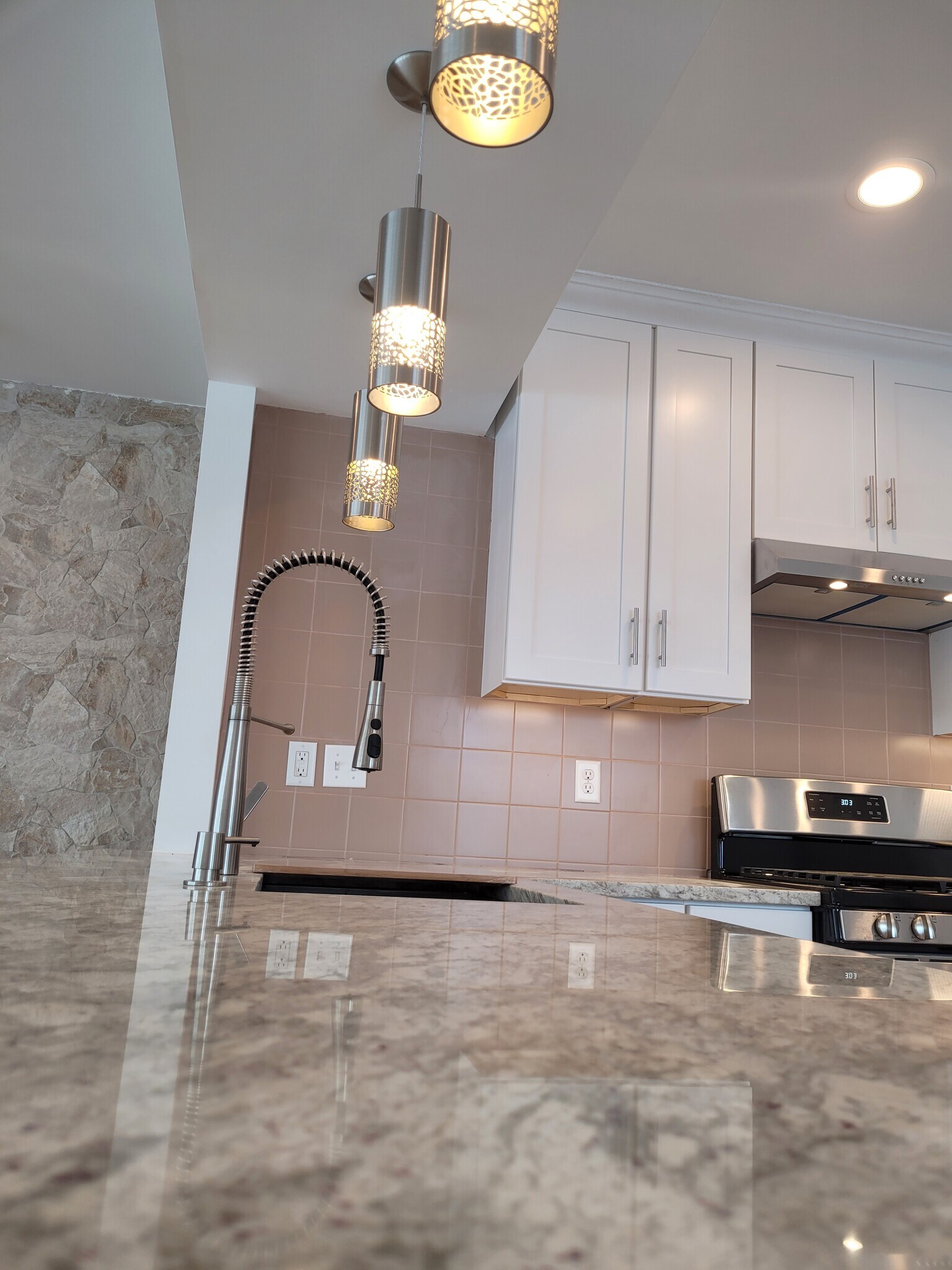 Building Photo - 3082 Norcott Dr