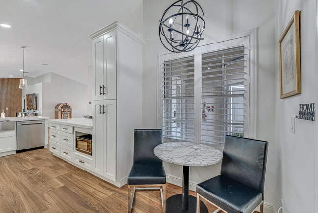 Building Photo - 9725 Cherry Blossom Ct