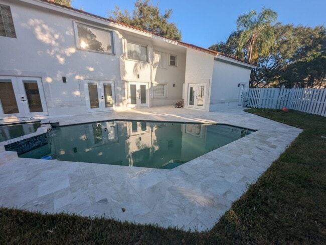 Building Photo - 5720 NW 61st Pl