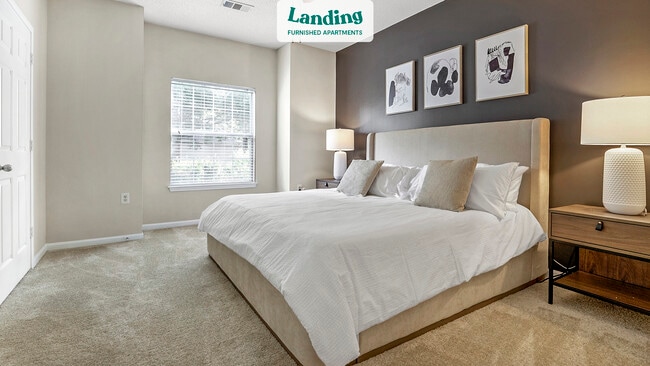 Building Photo - 4610 Crowne Lake Cir