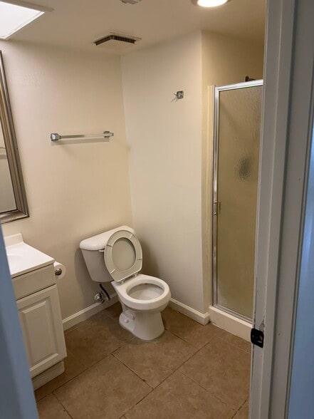 Building Photo - 44406 15th St E