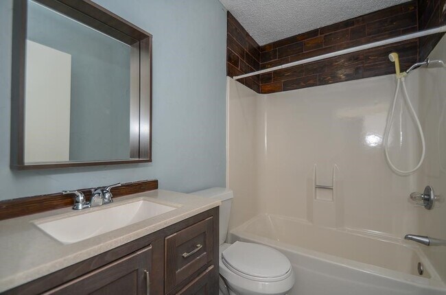 Building Photo - 22814 Coriander Dr
