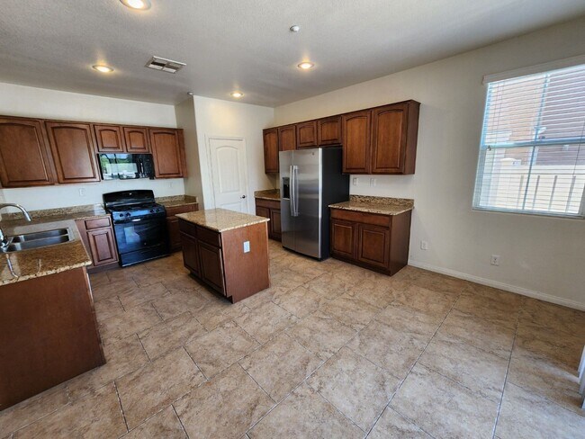 Building Photo - Amazing home in the Inspirada Community.