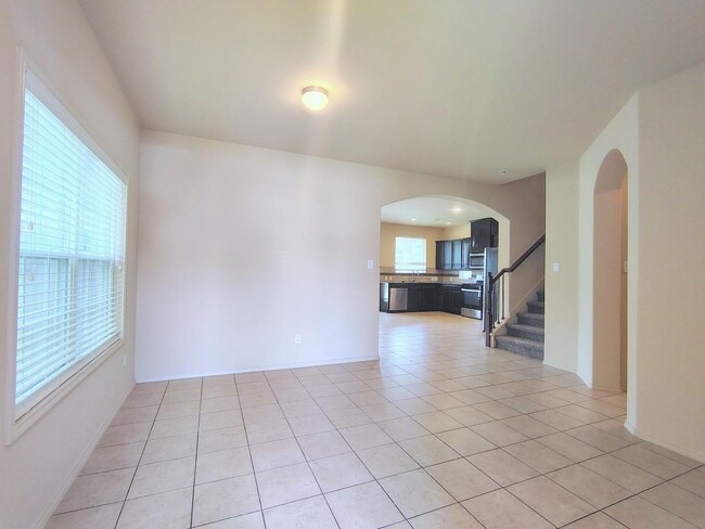 Building Photo - 18215 Amalfi Coast Dr