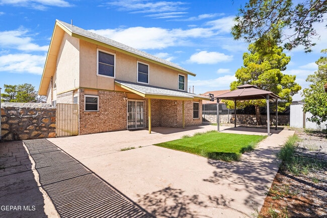 Building Photo - 1640 Dennis Babjack Dr