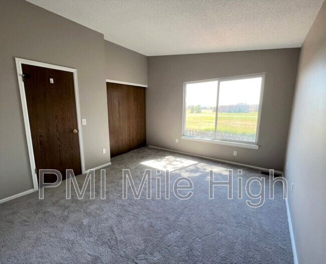 Building Photo - Lease Pending: 12512 Forest Dr