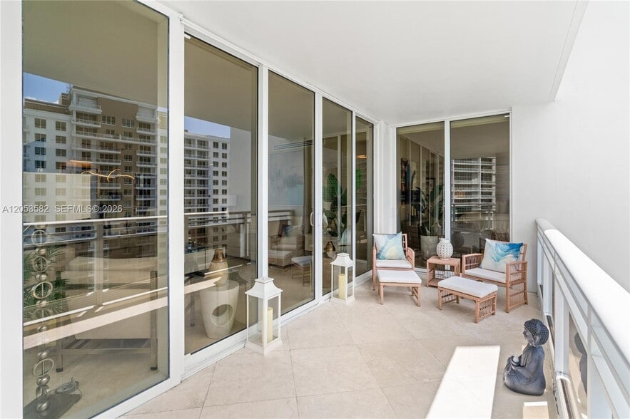 Building Photo - 901 Brickell Key Blvd