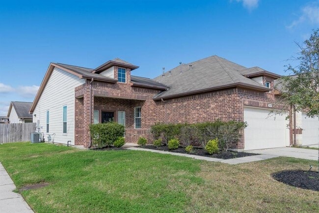 Building Photo - 9707 Tura Dr