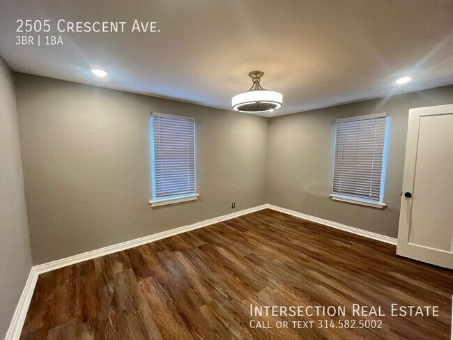 Building Photo - 2505 Crescent Ave