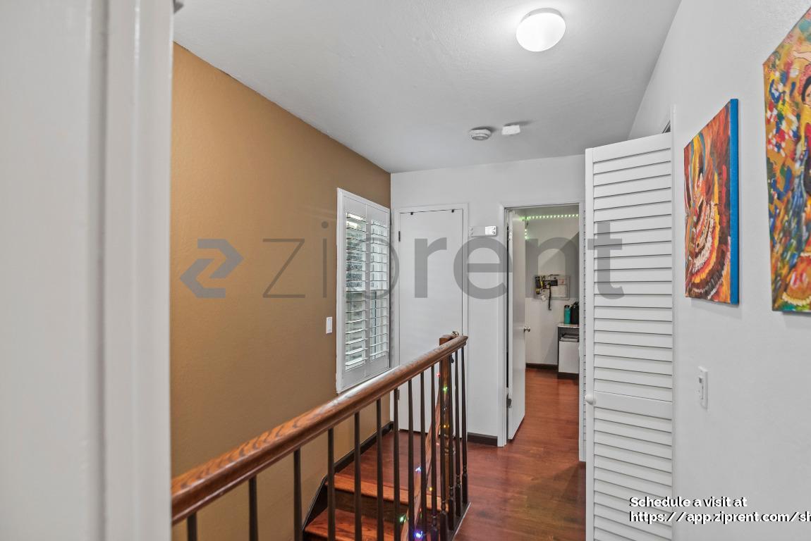 Building Photo - 6090 Calle De Amor