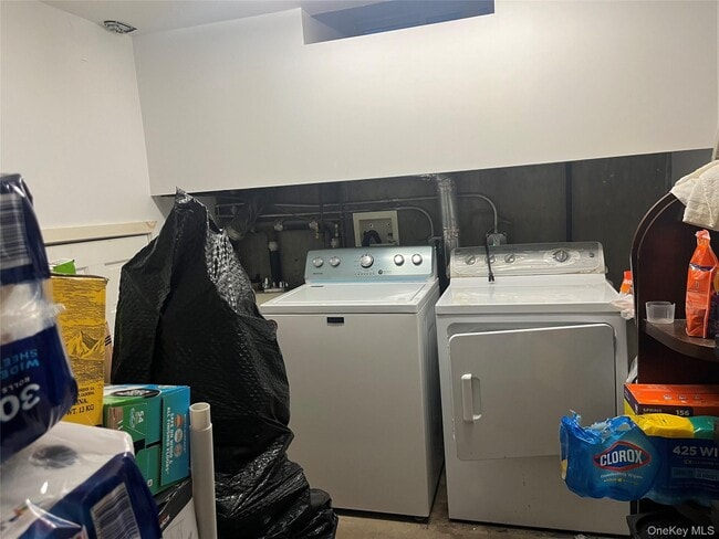 Building Photo - 43-14-43157 157th St