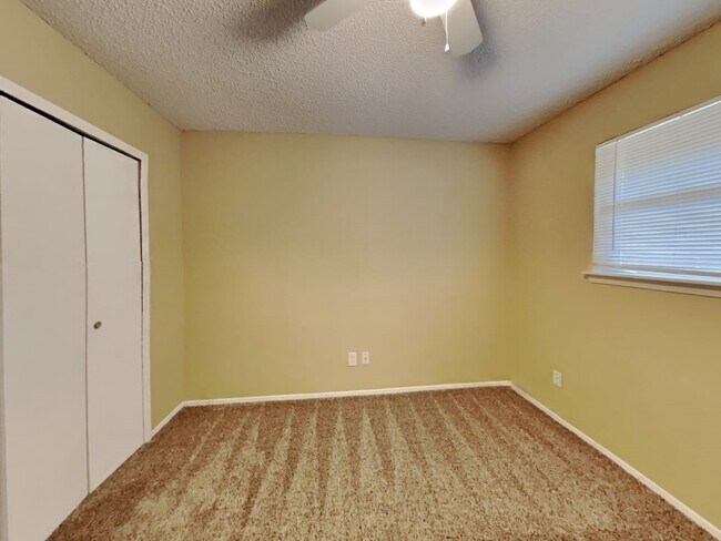 Building Photo - 5402 Sweetwind Ln