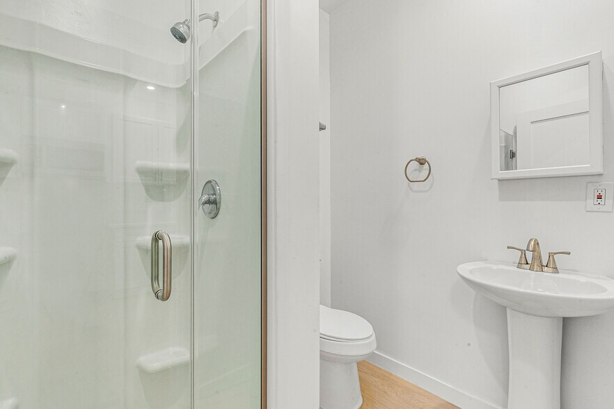 Building Photo - 1144 S Wooster St