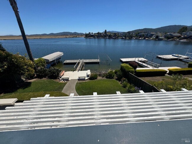 Building Photo - 138 Del Oro Lagoon