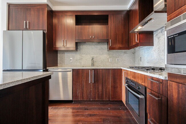 Building Photo - The Westover Condo