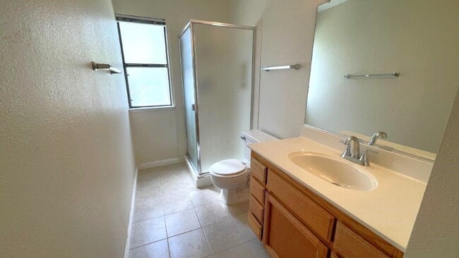 Building Photo - Pacheco Nice 2 bedroom 2 bath condo w/ com...